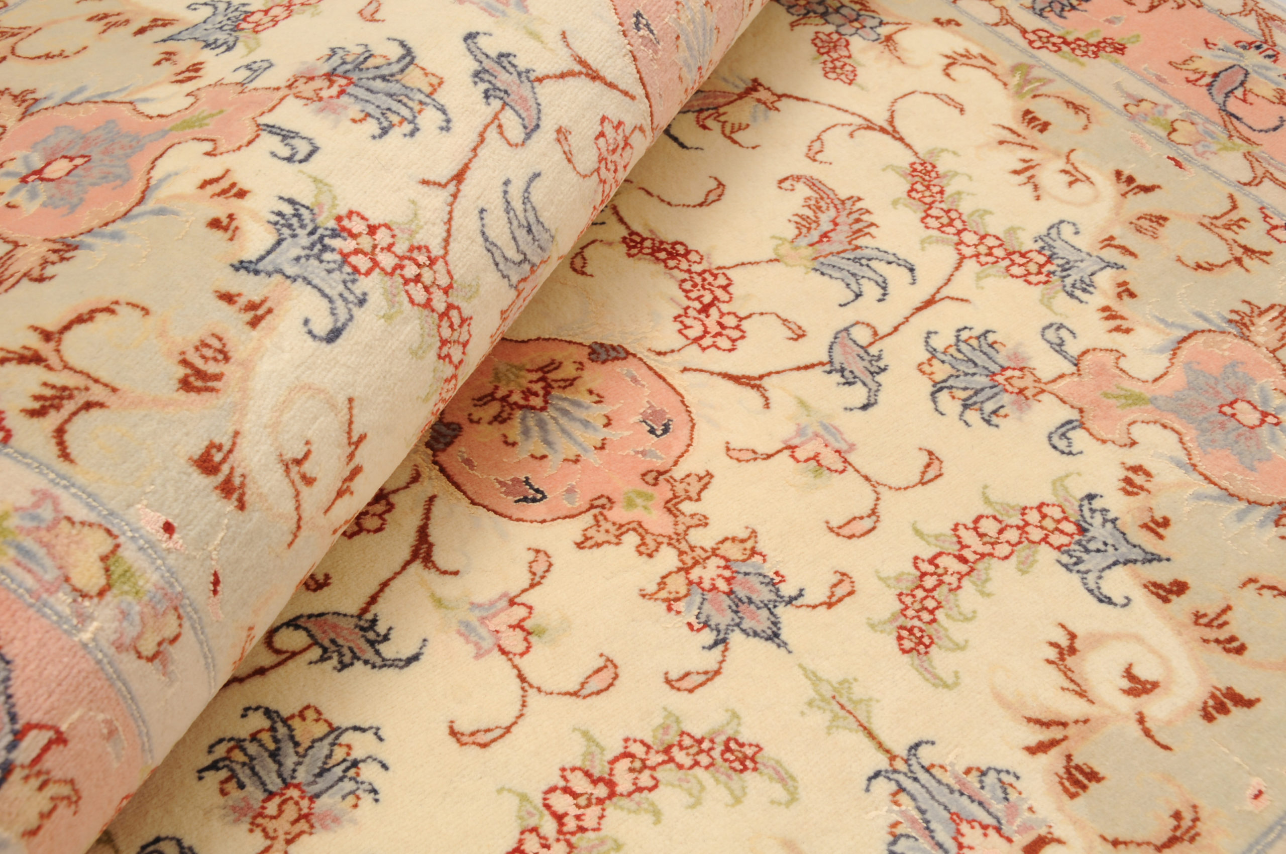 3’4″ x 5′ Tabriz Authentic Persian Rug - Image 2