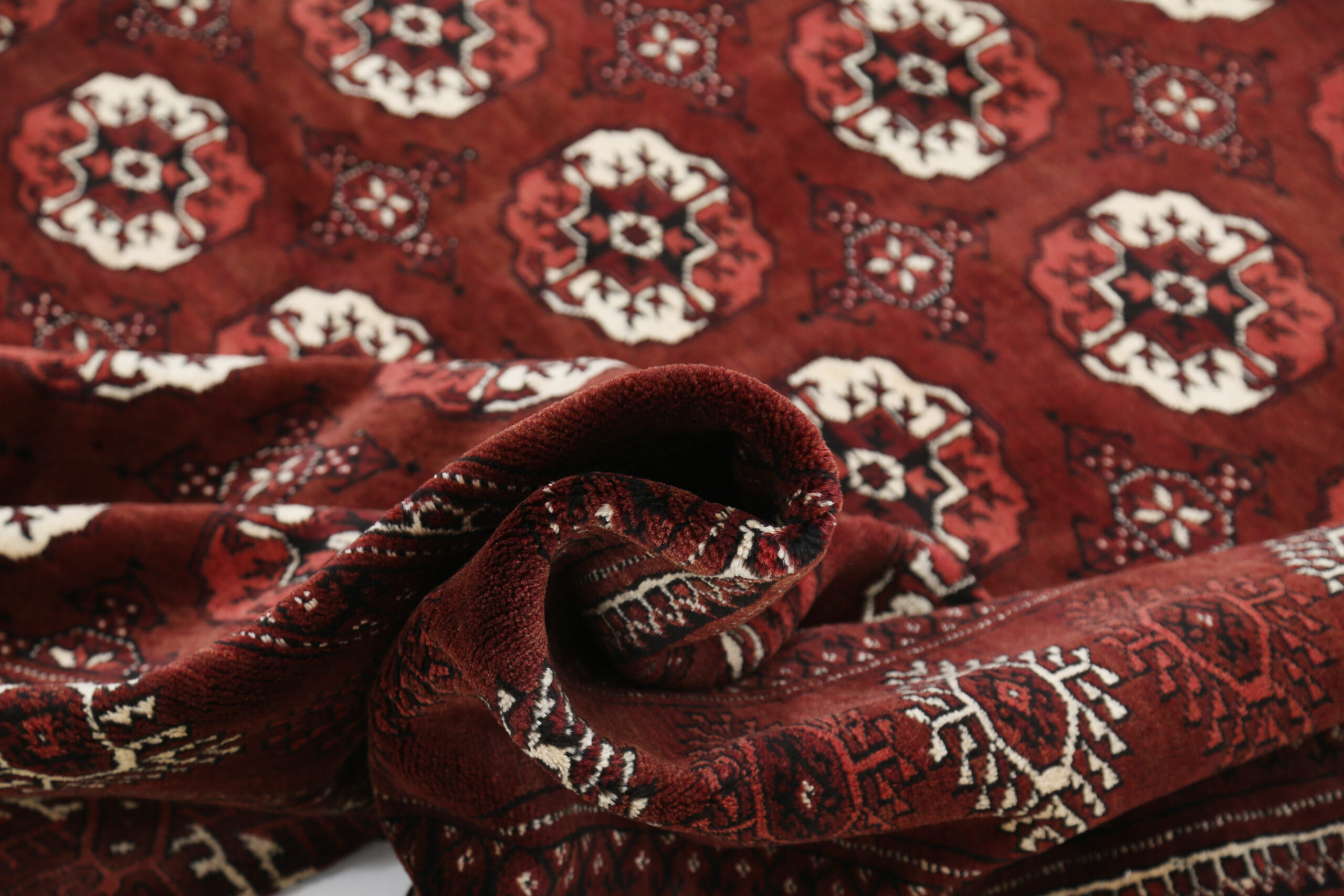 7’8″ x 10’8″ Turkoman Authentic Persian Rug - Image 5