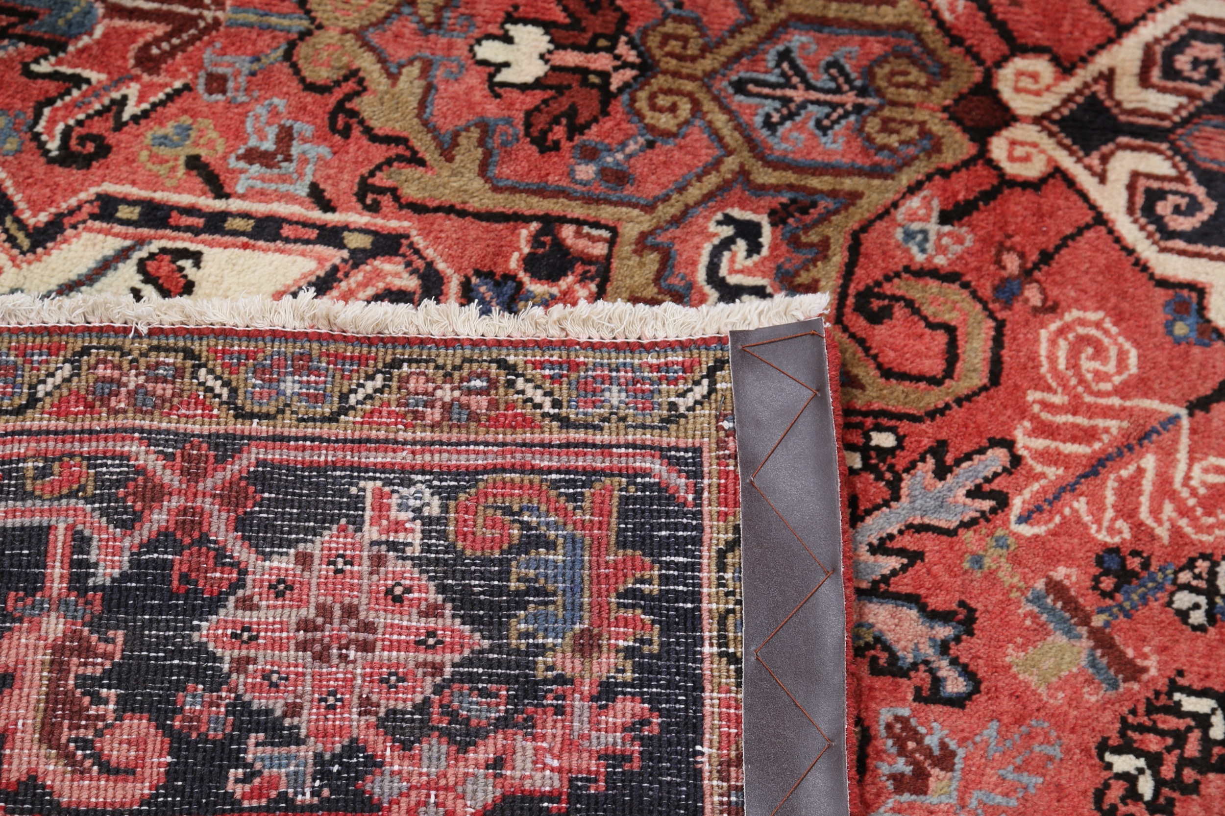 6’9″ x 9’4″ Heriz Authentic Persian Rug - Image 2