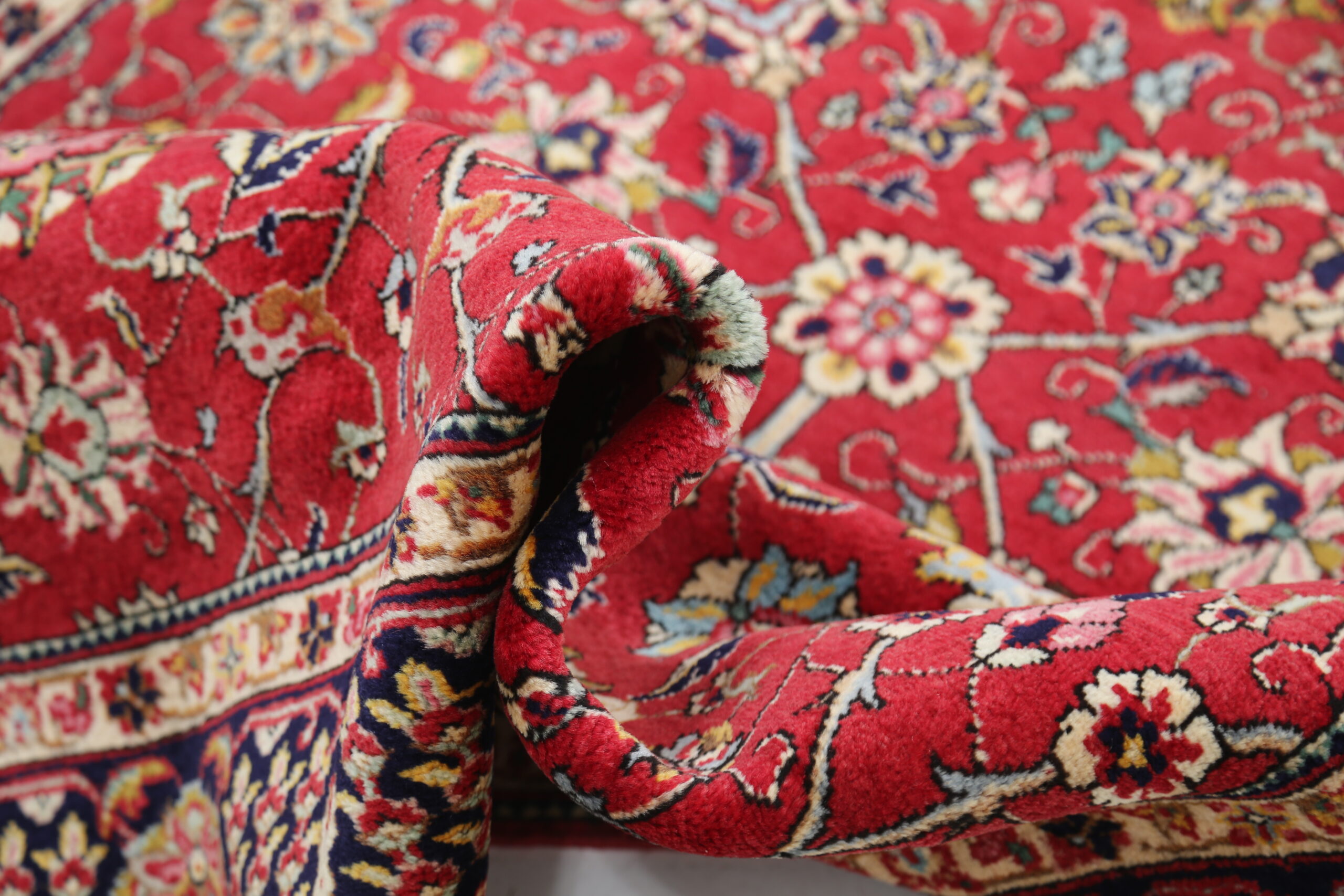 4’10” x 12’4″ Tabriz Persian Runner Rug - Image 5