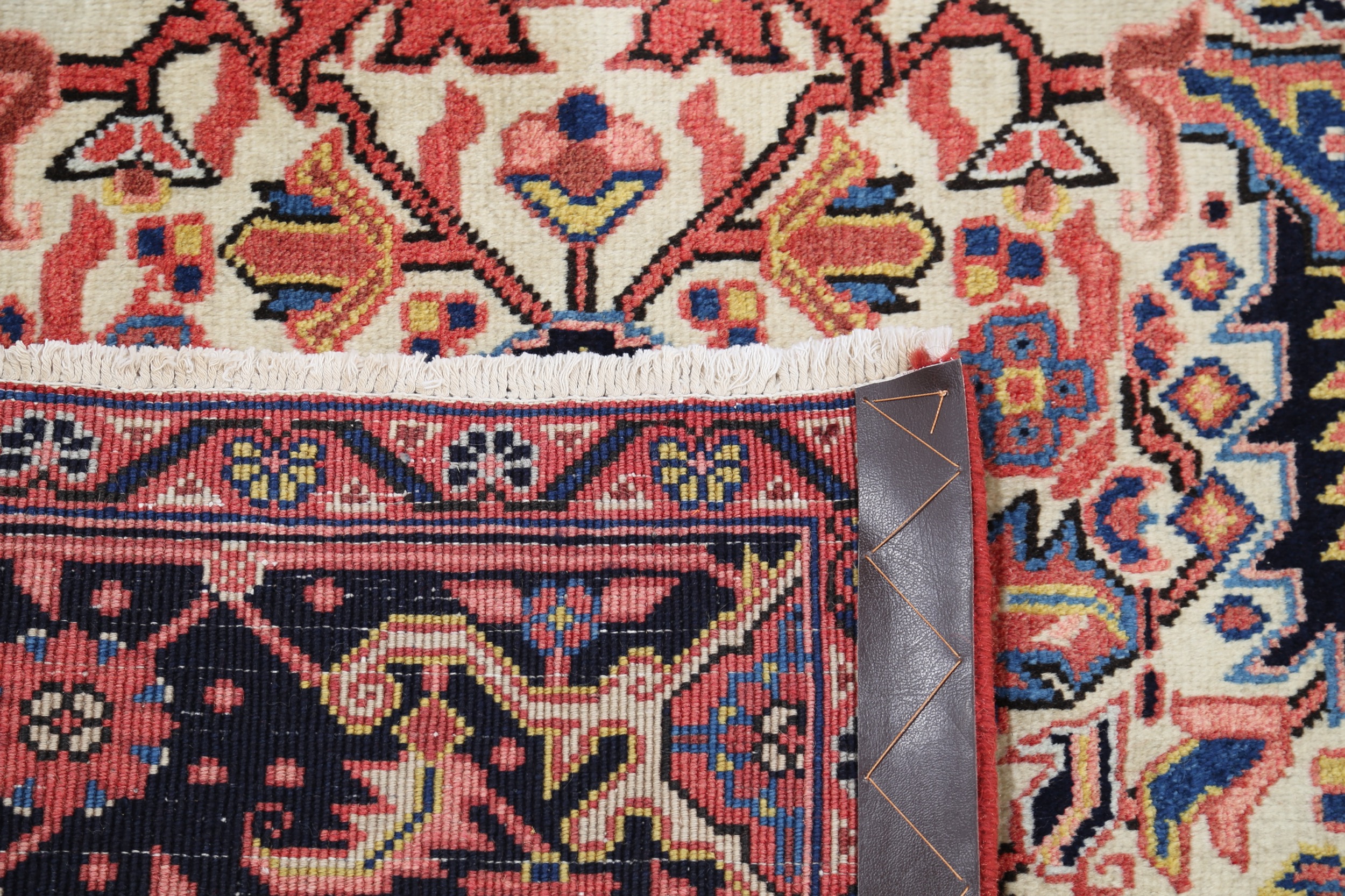 6’9″ x 9’9″ Heriz Authentic Persian Rug - Image 2