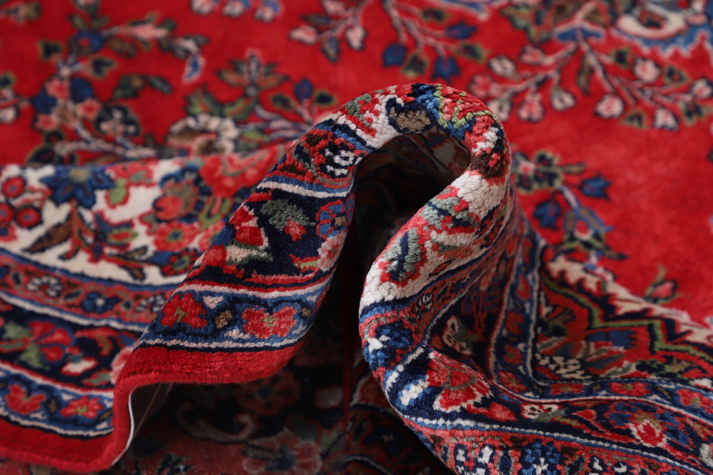 8’10” x 11’7″ Hamadan Authentic Persian Rug - Image 3