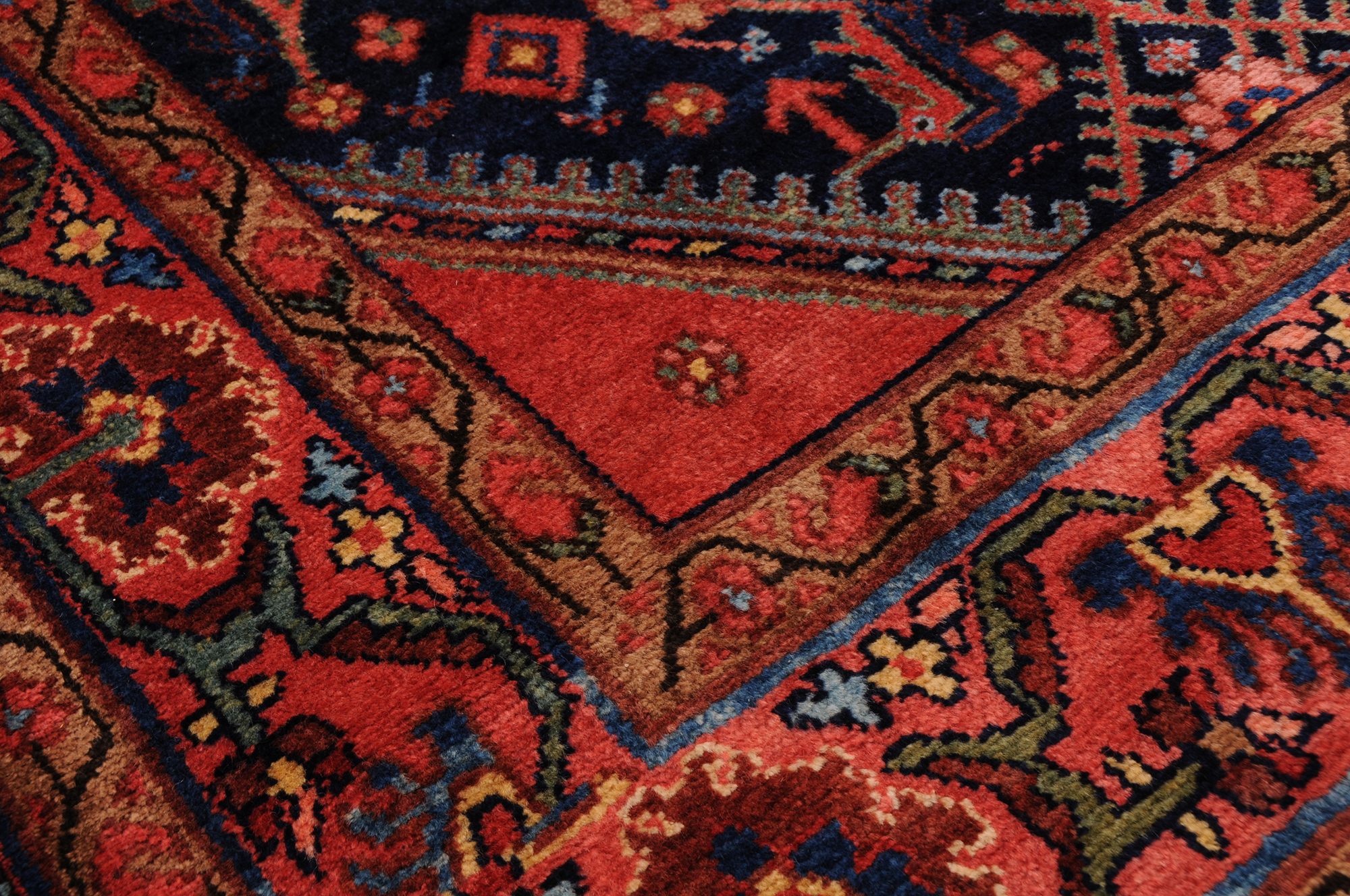 3’8″ x 14’9″ Mehraban Persian Runner Rug - Image 7