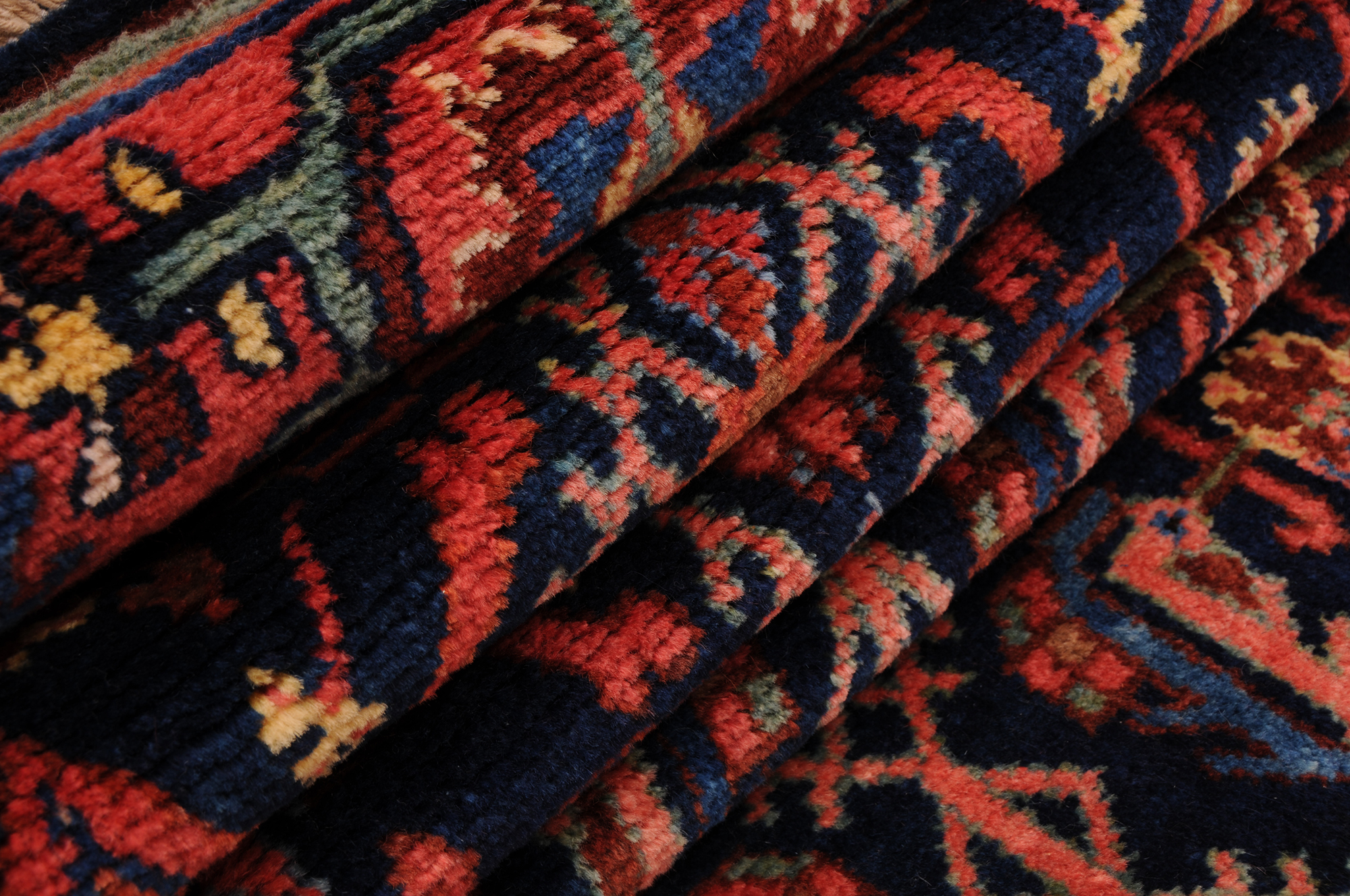 3’8″ x 14’9″ Mehraban Persian Runner Rug - Image 4