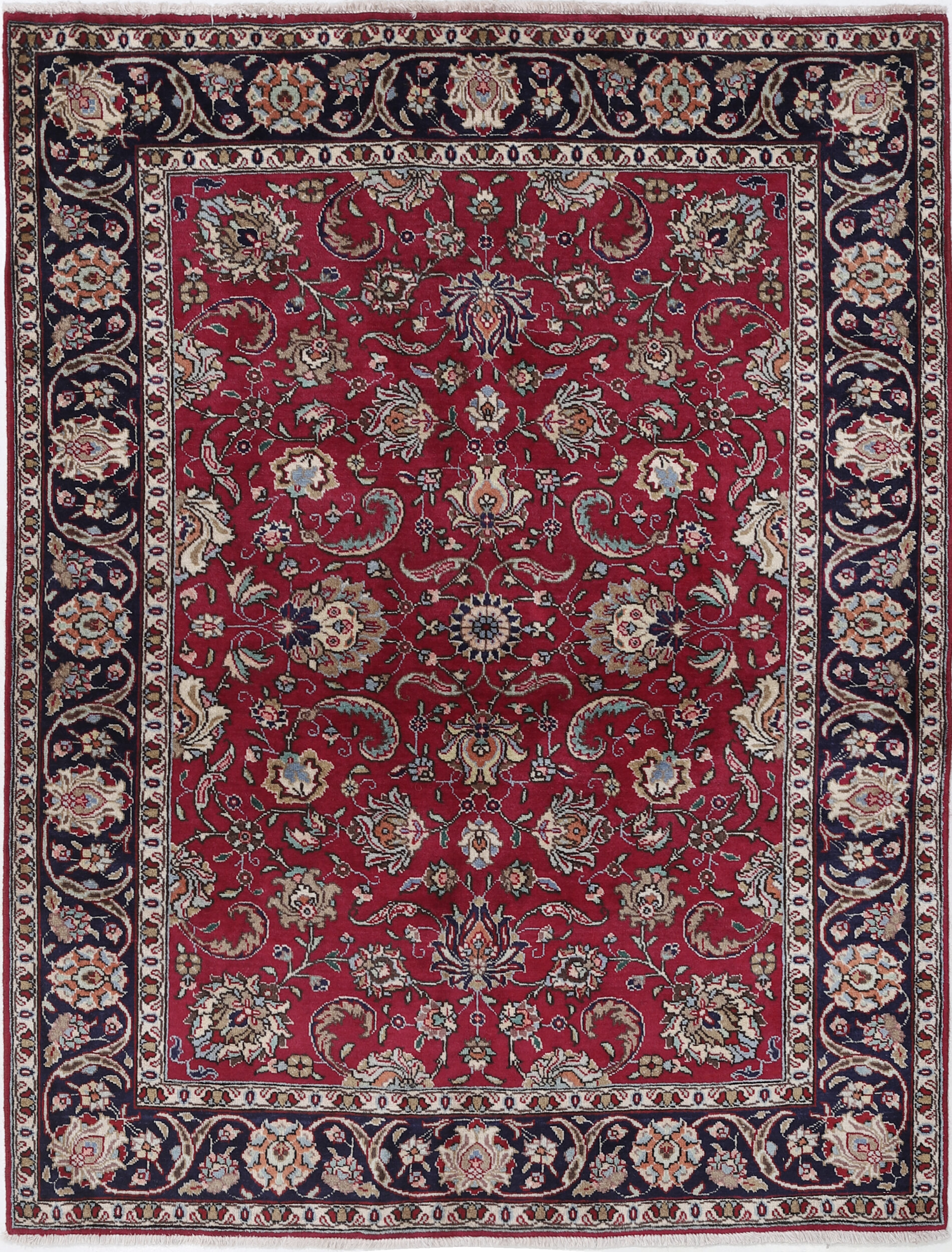 4’8″ x 6’3″ Tabriz Authentic Persian Rug