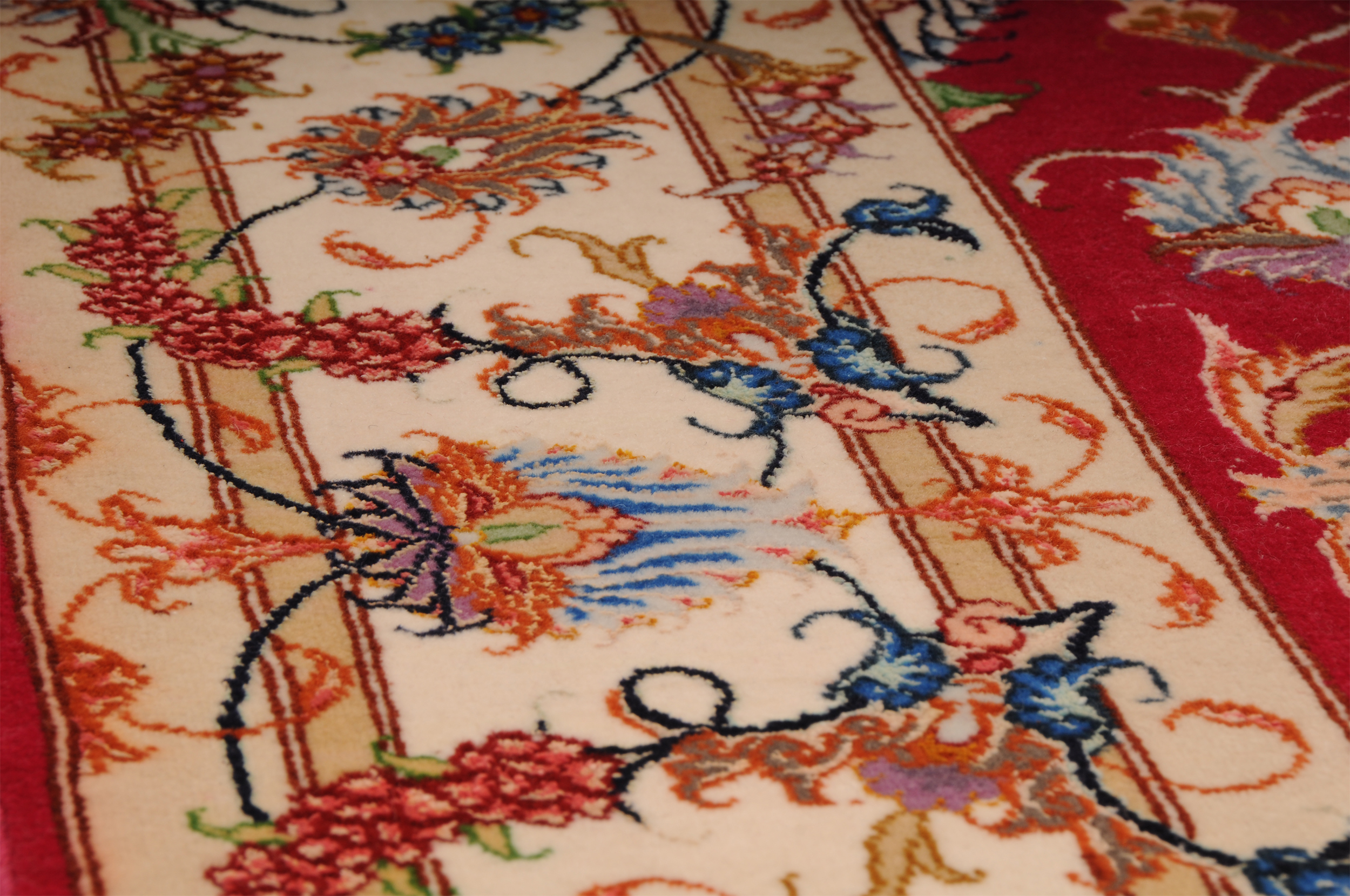 4’11” x 4’9” Tabriz Authentic Persian Rug - Image 6